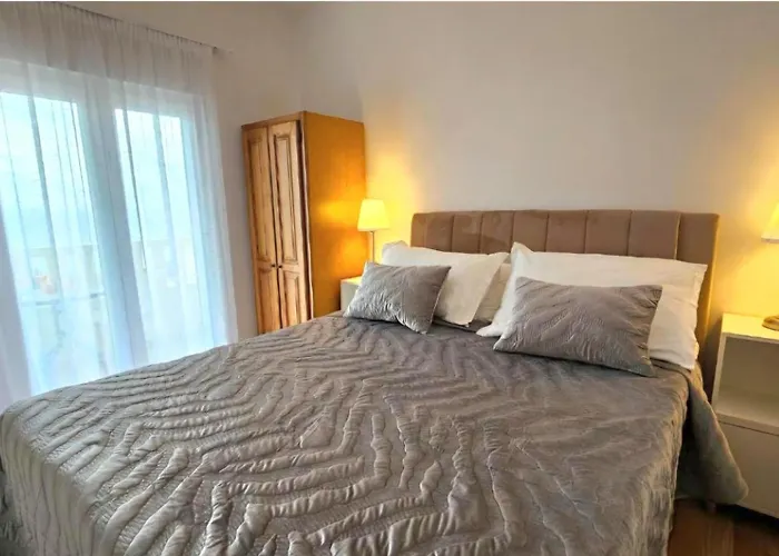 Mba 2 Apartment Omis