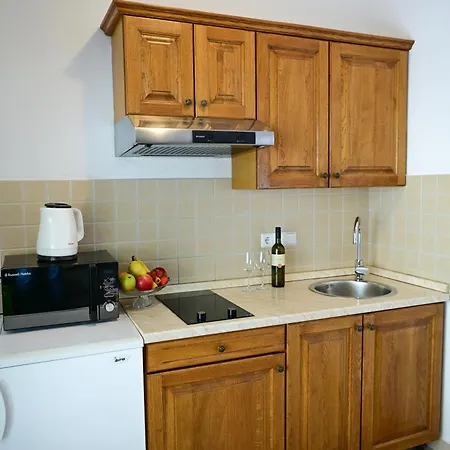 Mba 2 Apartment *