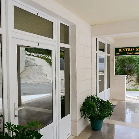 Mba 2 Apartment Omis