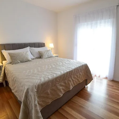 Mba 2 Apartment *