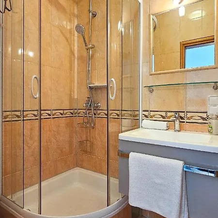 Mba 2 Appartement *