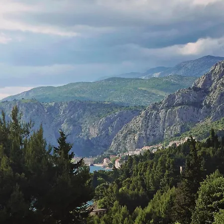 Mba 2 Apartment Omis